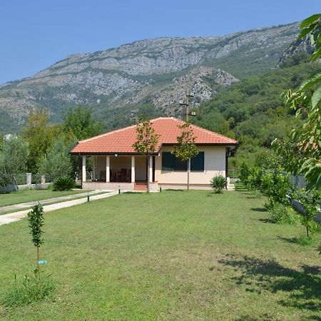 Guest House Radulovic Petrovac Dış mekan fotoğraf